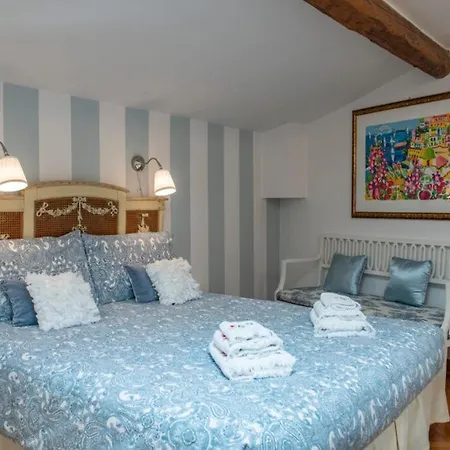 Romantic And Charming Apartment *